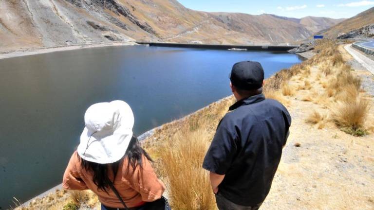 Una foto referencial de la represa de Hampaturi, donde los niveles de agua van en aumento. Archivo